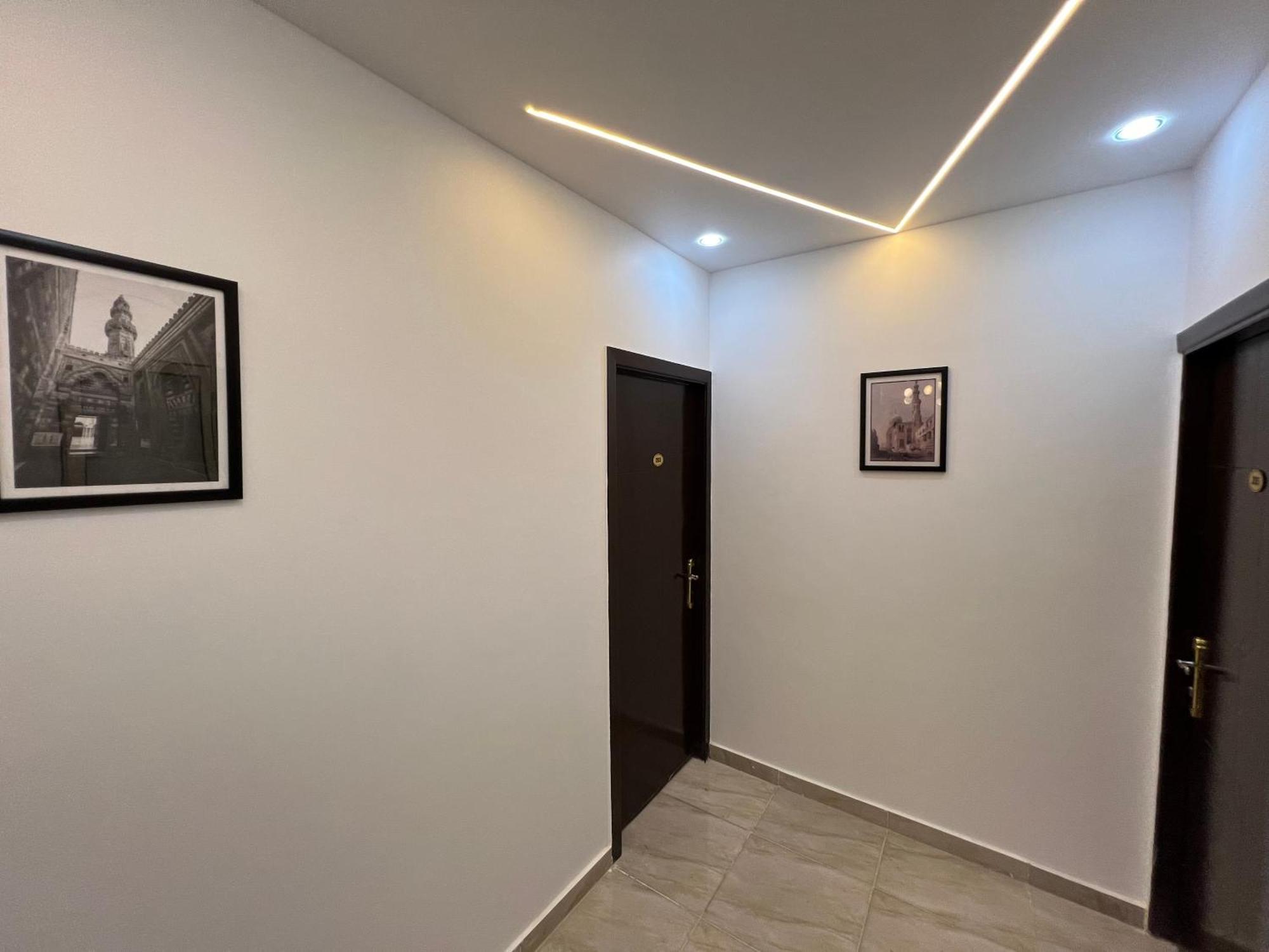 New Hope Pyramids View Apartment