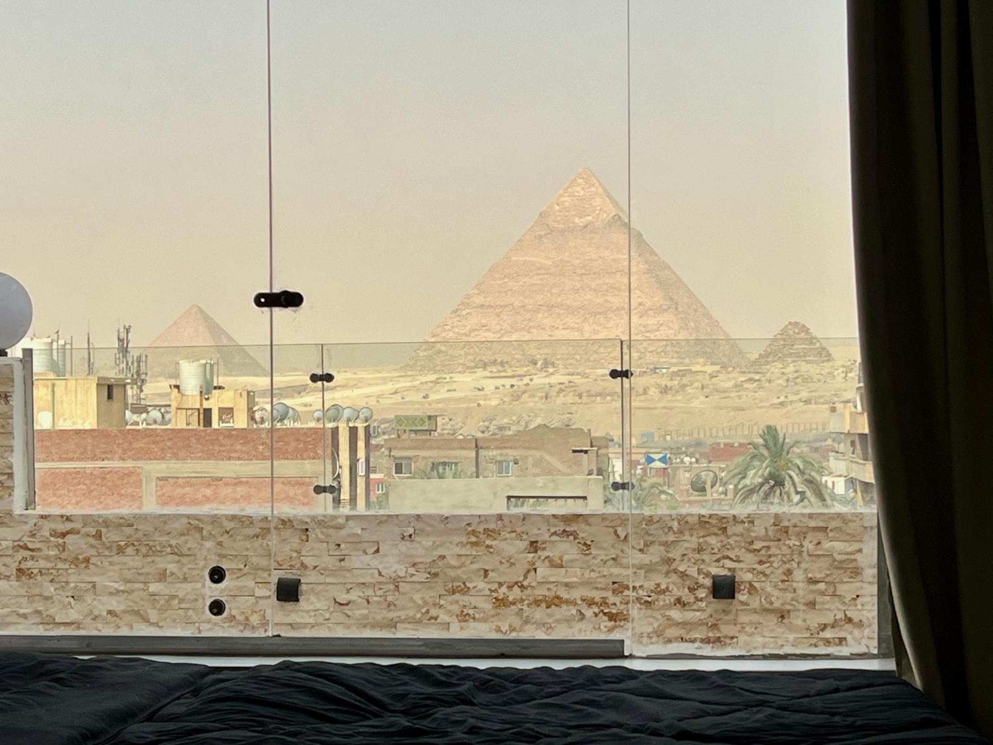 New Hope Pyramids View Apartment *