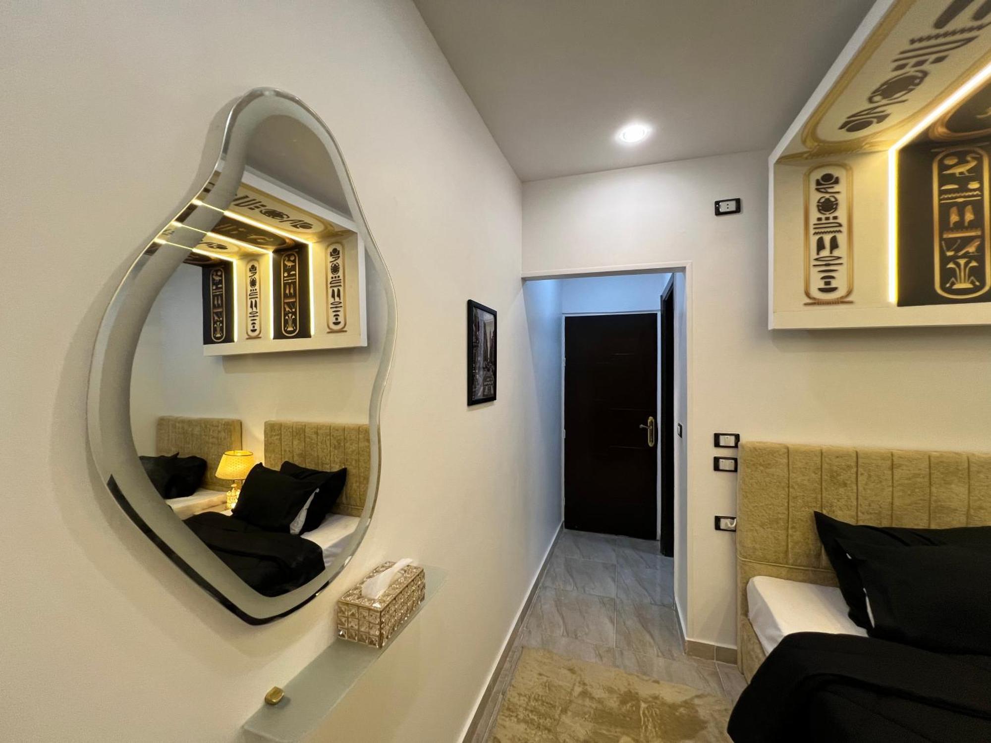 New Hope Pyramids View Apartment *