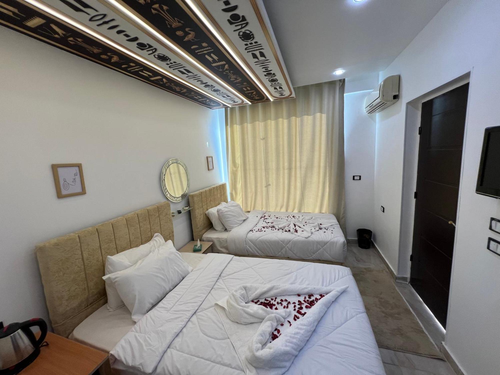 New Hope Pyramids View Apartment Cairo